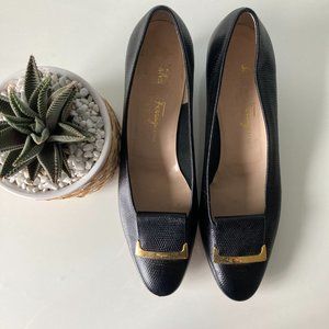 SALVATORE FERRAGAMO Black pumps 10.5